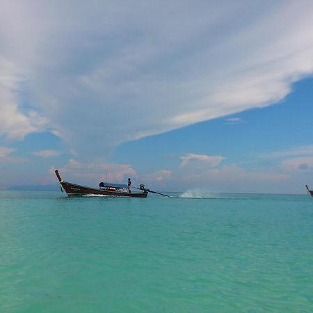 Ten Moons Lipe Resort Εξωτερικό φωτογραφία