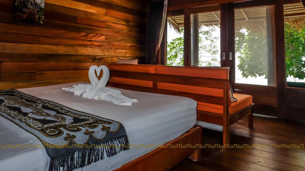 Ten Moons Lipe Resort Εξωτερικό φωτογραφία