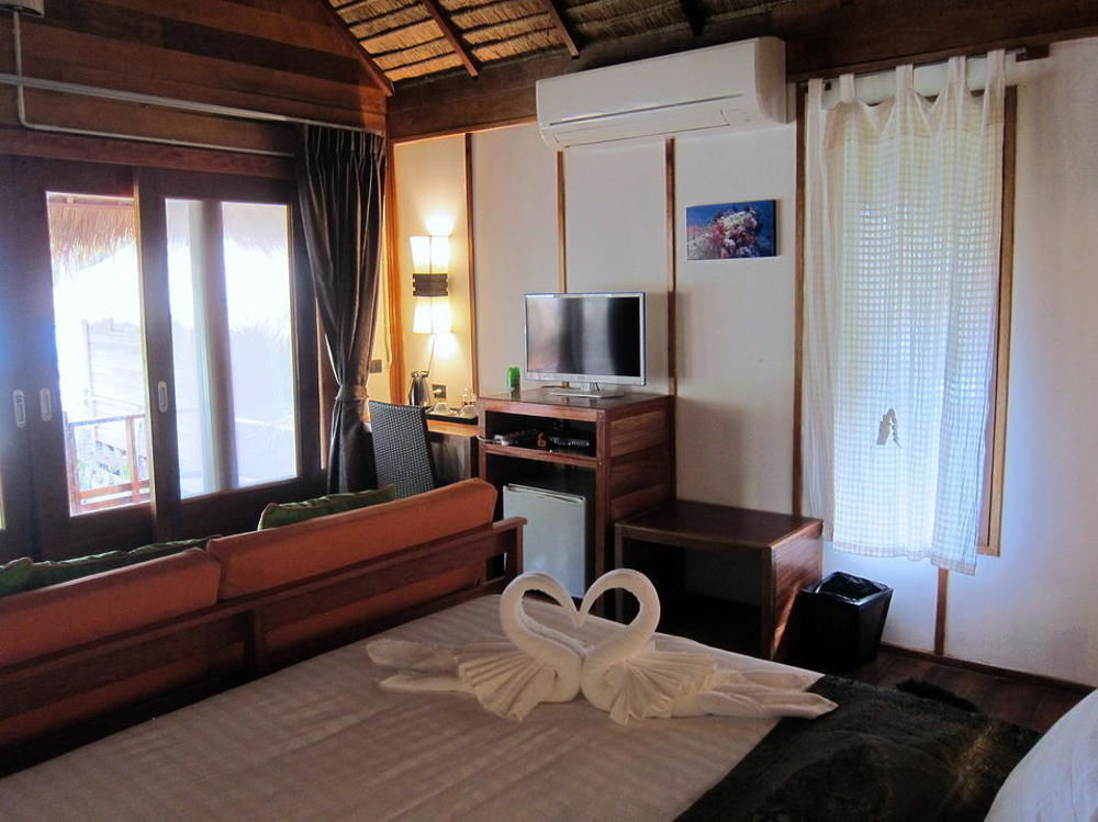 Ten Moons Lipe Resort Εξωτερικό φωτογραφία